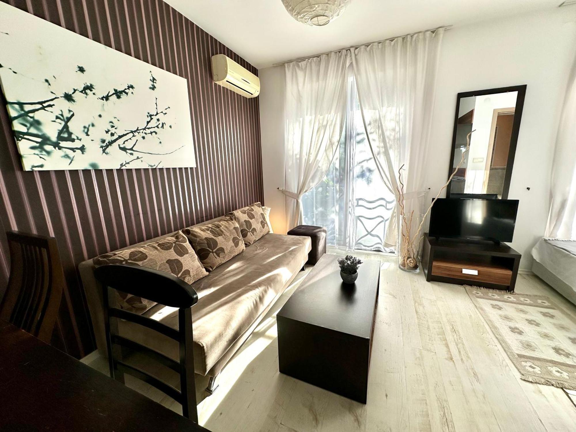 Menada Rainbow Apartments Napospart Kültér fotó