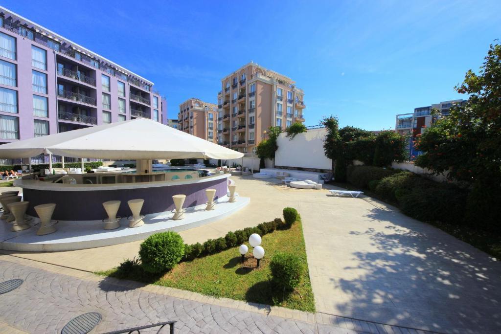 Menada Rainbow Apartments Napospart Kültér fotó